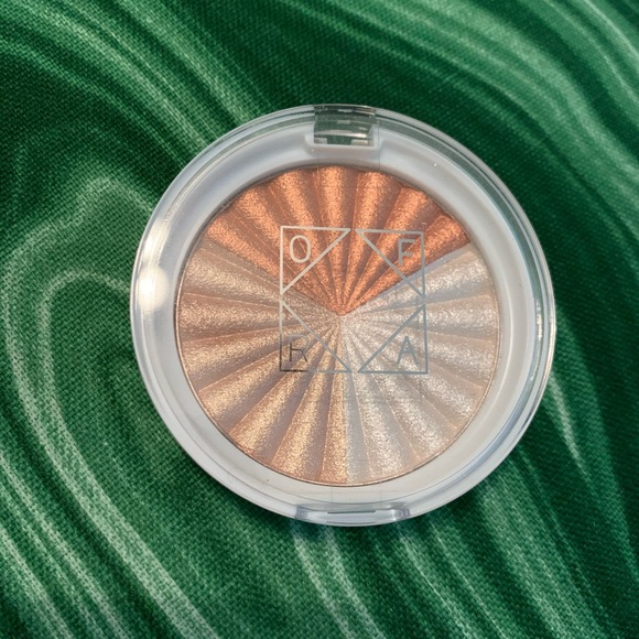 Ofra Nikketutorials Highlighter Everglow - Picture 1 of 2
